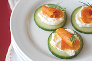 Smoked Salmon And Mozzarella Rounds - Appetizer In St Patrick Day Menu